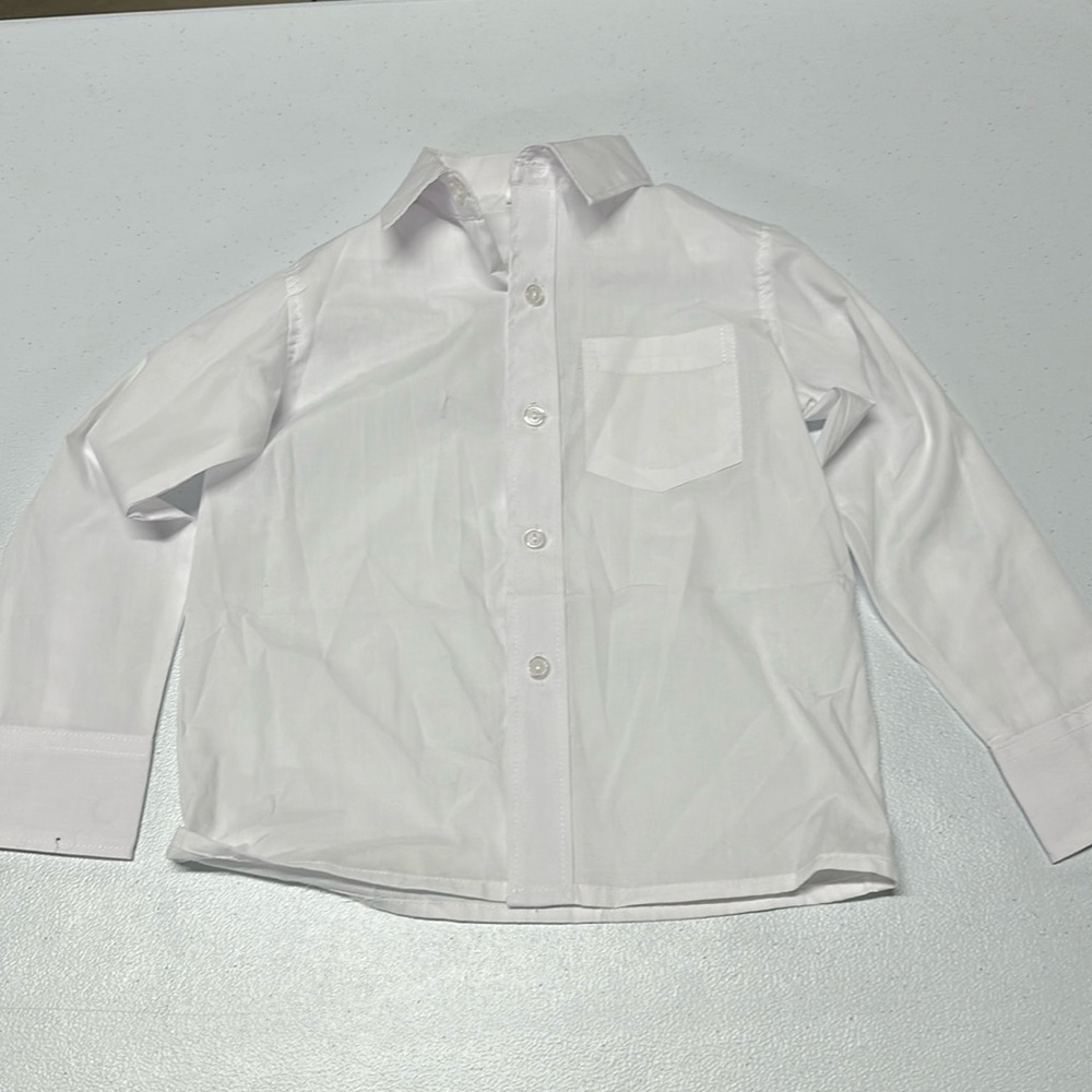 Boys NWOT White Button Down dress shirt size 3